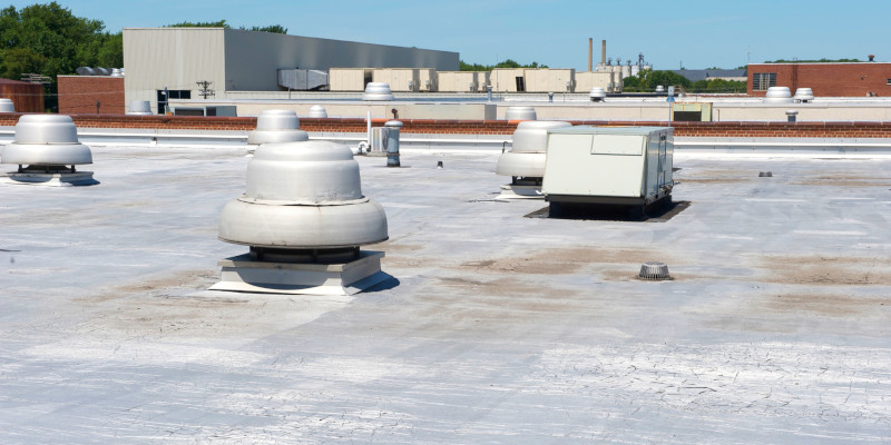 Reasons to Consider Adding Commercial Foam Roofing to Your Commercial Property